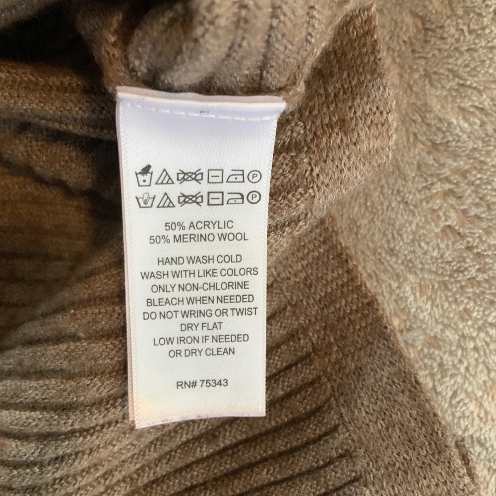 Tahari Womens Merino Wool Blend Ribbed Back Button Sweater Tan Brown XS - Picture 3 of 9